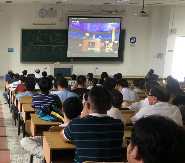 观看视频.jpg